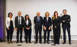 Participants à l'inauguration de l'IRM